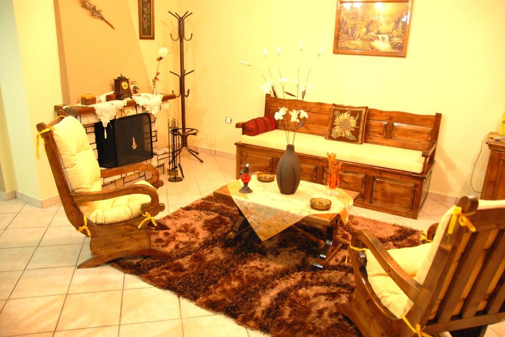 Dione Apartments Ouranoupoli Room photo