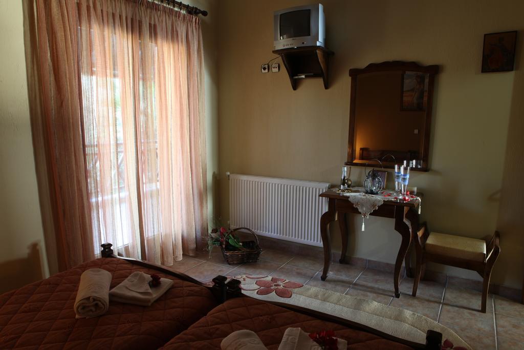 Dione Apartments Ouranoupoli Room photo